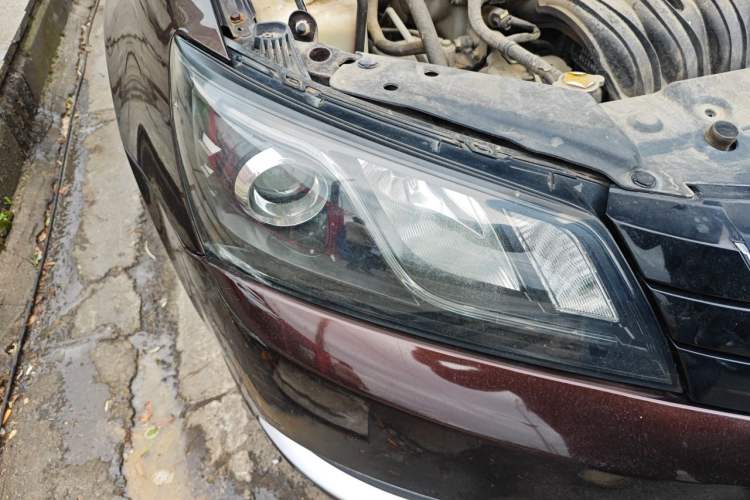 Used Geely Auto Emgrand 2016 Sedan 1.5L Manual Upward Edition Right Front Headlight