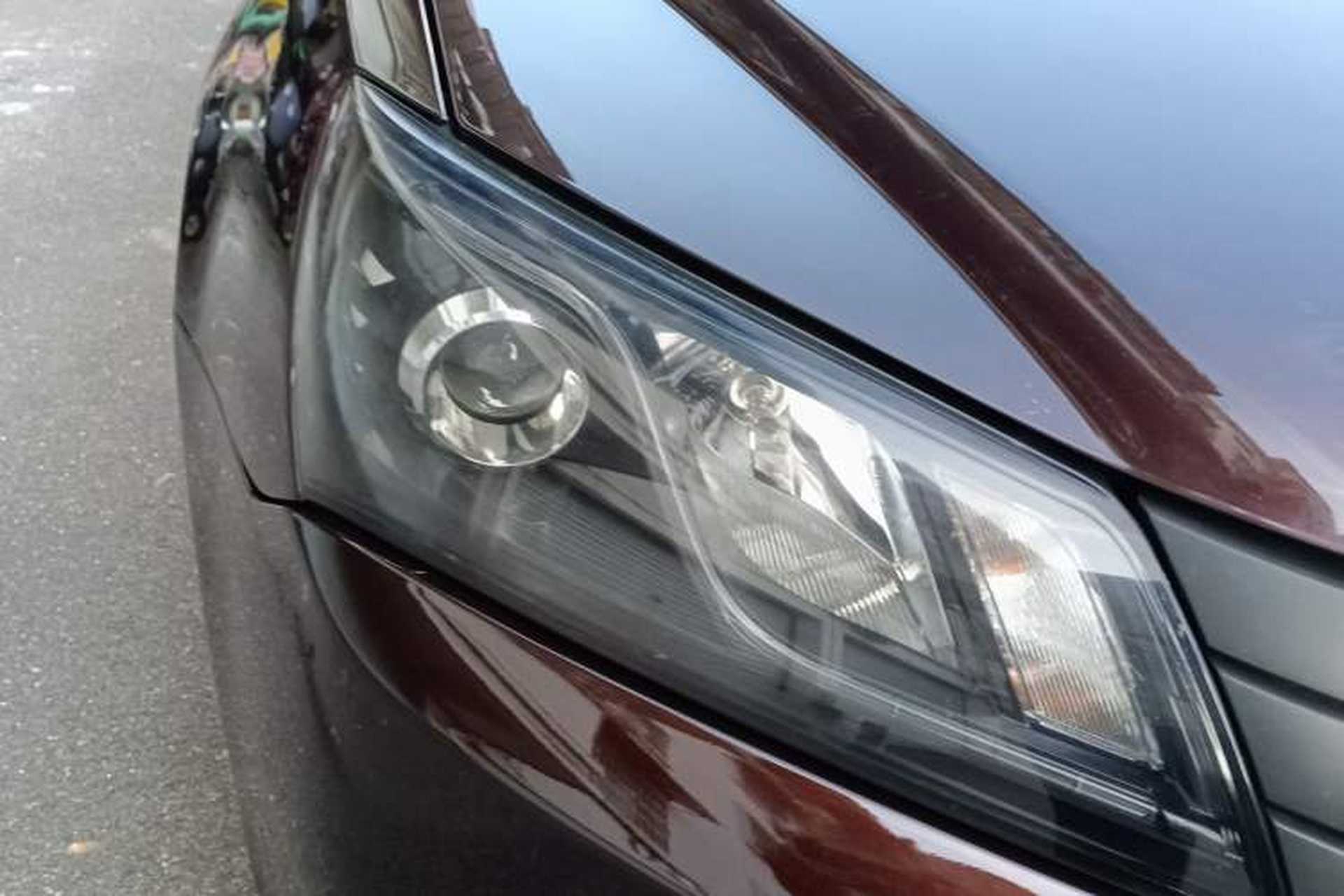 Used Geely Auto Emgrand 2016 Sedan 1.3T CVT Upward Edition Right Front Headlight