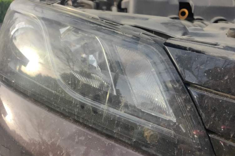 Used Geely Auto Emgrand 2016 Sedan 1.5L Manual Luxury Model Right Front Headlight