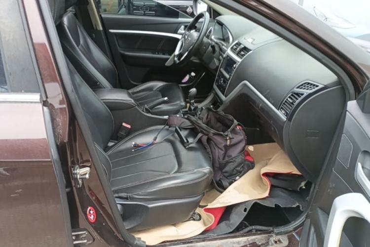 Used Geely Auto Emgrand 2016 Sedan 1.5L Manual Upward Edition Right Front Seat
