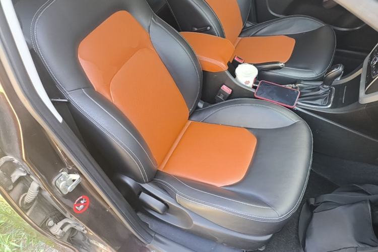 Used Geely Auto Emgrand 2016 Hatchback RS 1.3T CVT Top-Tier Version Right Front Seat