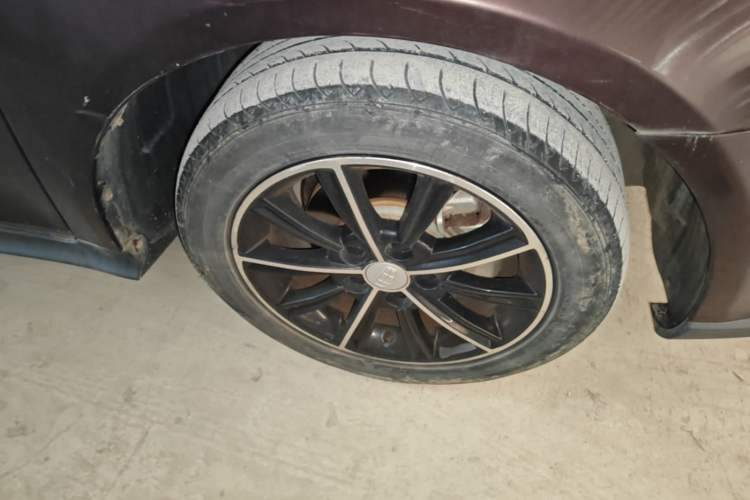 Used Geely Auto Emgrand 2016 Hatchback RS 1.3T CVT Top-Tier Version Right Front Wheel Hub