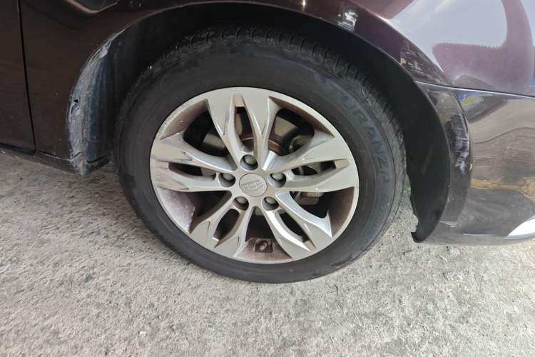 Used Geely Auto Emgrand 2016 Sedan 1.5L CVT Upward Version Right Front Wheel Hub