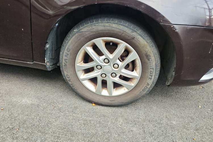 Used Geely Auto Emgrand 2016 Sedan 1.5L CVT Luxury Model Right Front Wheel Hub