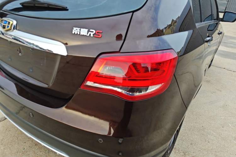 Used Geely Auto Emgrand 2016 Hatchback RS 1.5L Manual - Upward Edition Right Rear Taillight