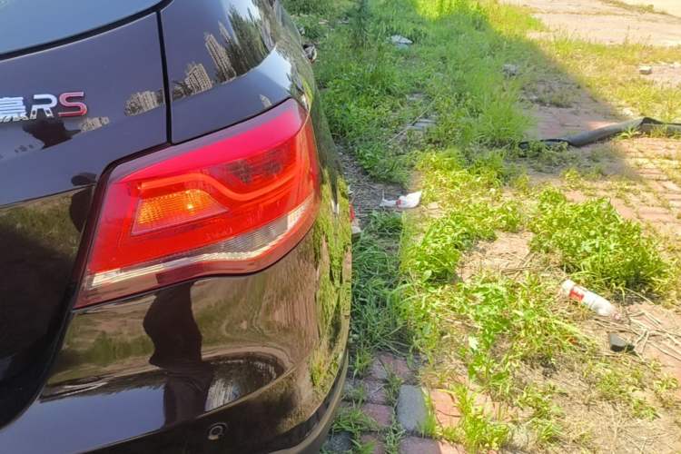 Used Geely Auto Emgrand 2016 Hatchback RS 1.3T CVT Top-Tier Version Right Rear Taillight