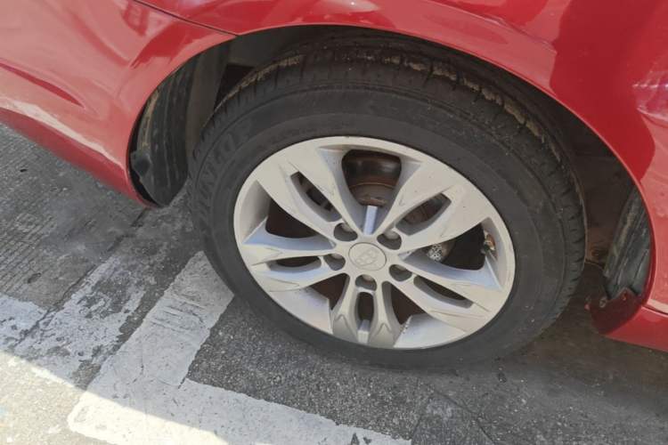 Used Geely Auto Emgrand 2016 Sedan 1.5L CVT Upward Version Right Rear Wheel Hub