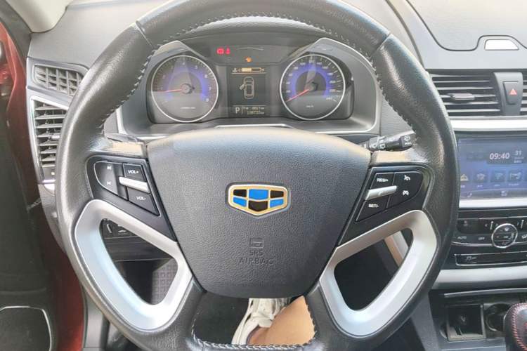 Used Geely Auto Emgrand 2016 Hatchback RS 1.5L CVT Upward Edition Steering Wheel