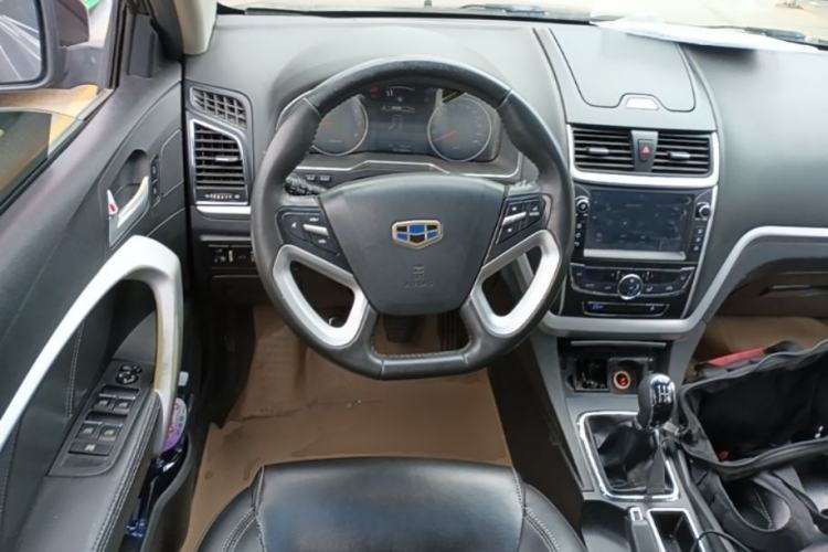 Used Geely Auto Emgrand 2016 Sedan 1.5L Manual Upward Edition Steering Wheel