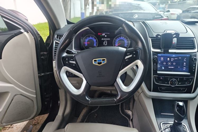 Used Geely Auto Emgrand 2016 Sedan 1.5L CVT Luxury Model Steering Wheel