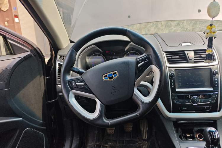 Used Geely Auto Emgrand 2016 Sedan 1.5L Manual Upward Edition Steering Wheel