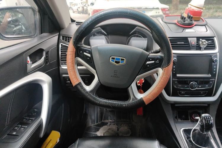 Used Geely Auto Emgrand 2016 Sedan 1.5L Manual Upward Edition Steering Wheel