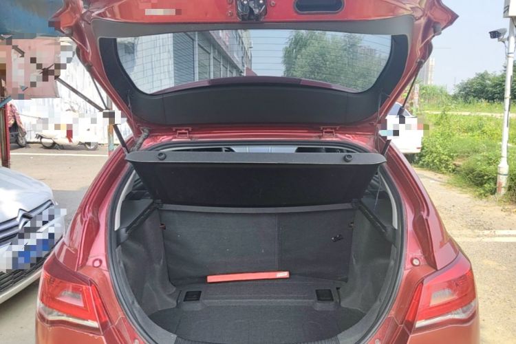 Used Geely Auto Emgrand 2016 Hatchback RS 1.5L CVT Upward Edition Trunk