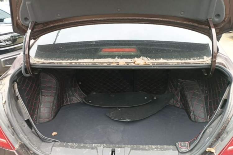 Used Geely Auto Emgrand 2016 Sedan 1.5L Manual Upward Edition Trunk