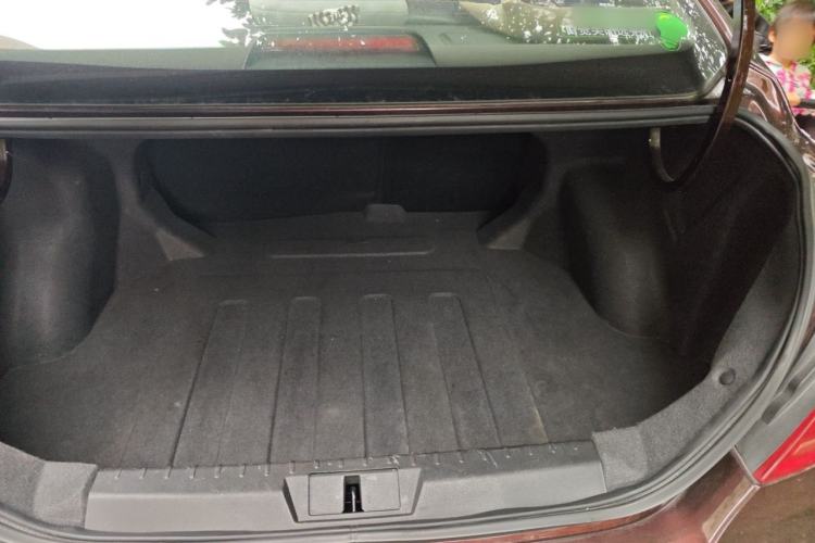 Used Geely Auto Emgrand 2016 Sedan 1.3T CVT Prestige Model Trunk