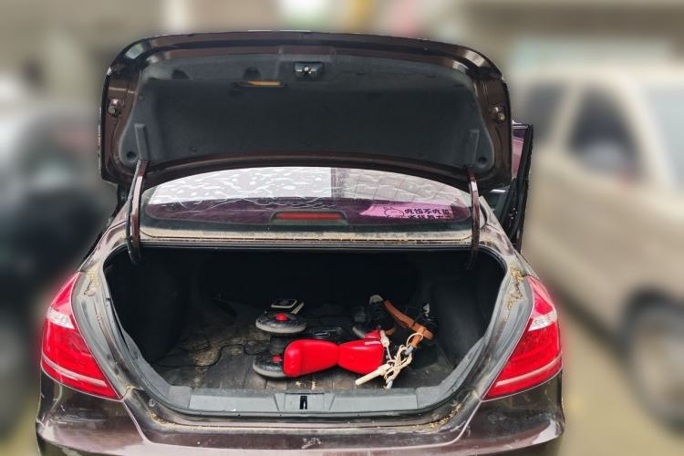 Used Geely Auto Emgrand 2016 Sedan 1.5L Manual Upward Edition Trunk