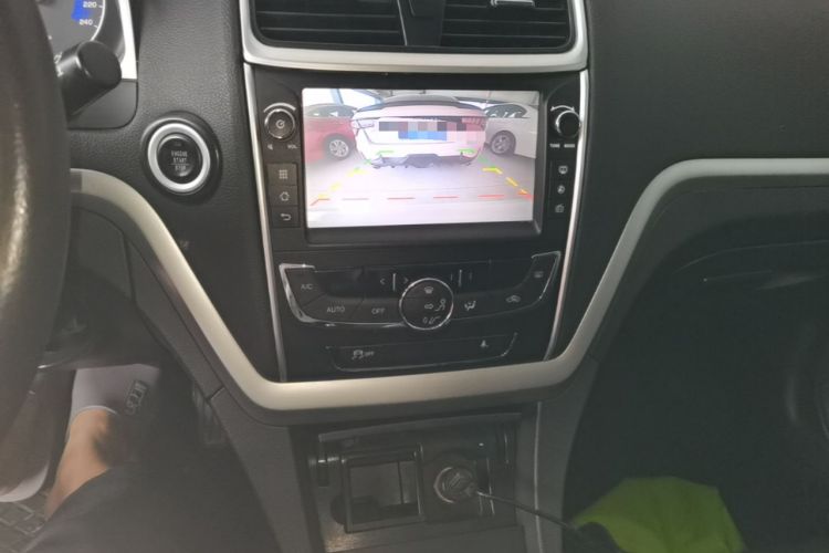 Used Geely Auto Emgrand 2016 Sedan 1.5L Manual Upward Edition Audio And AC Panel