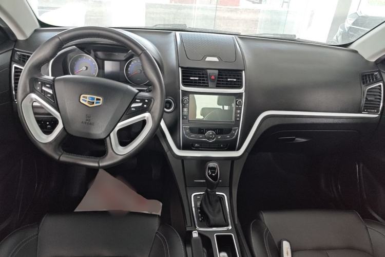 Used Geely Auto Emgrand 2016 Sedan 1.5L CVT Upward Version Center Console
