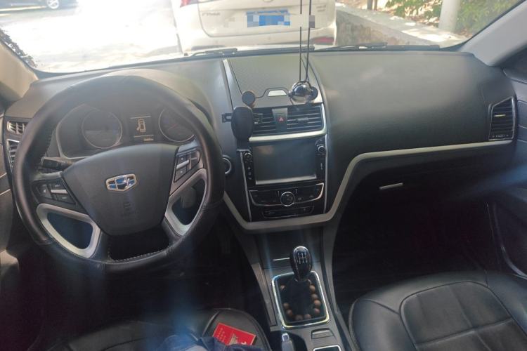 Used Geely Auto Emgrand 2016 Hatchback RS 1.5L Manual - Upward Edition Center Console