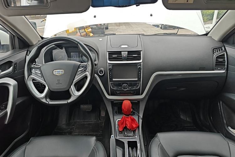 Used Geely Auto Emgrand 2016 Sedan 1.5L CVT Upward Version Center Console