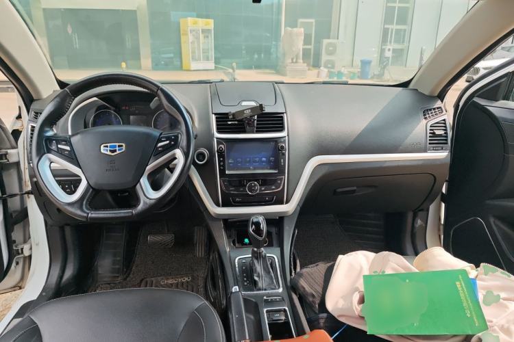Used Geely Auto Emgrand 2016 Hatchback RS 1.5L CVT Upward Edition Center Console
