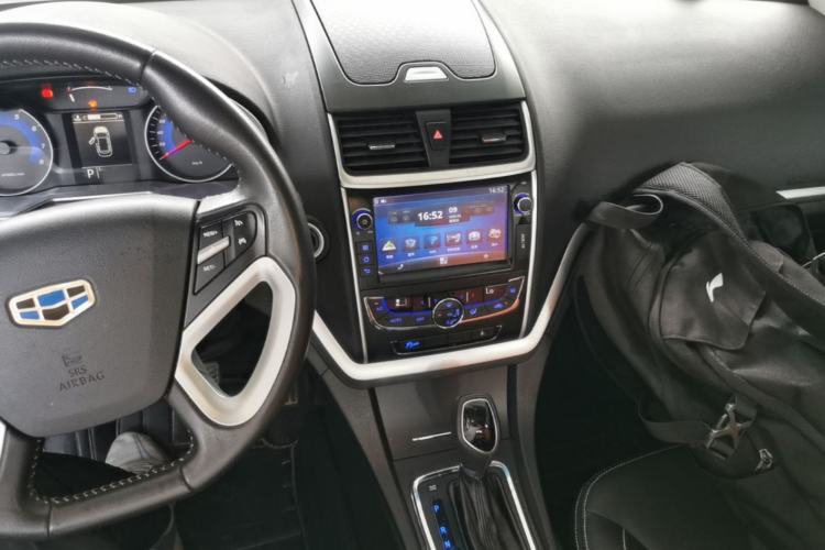 Used Geely Auto Emgrand 2016 Hatchback RS 1.5L CVT Upward Edition Center Console
