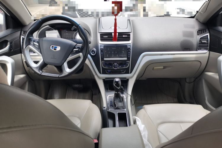 Used Geely Auto Emgrand 2016 Sedan 1.5L CVT Luxury Model Center Console