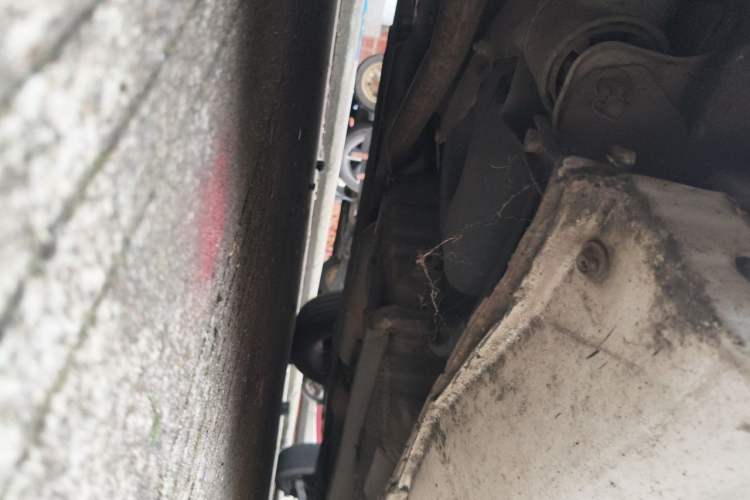 Used Geely Auto Emgrand 2016 Sedan 1.5L Manual Upward Edition Chassis Front Left