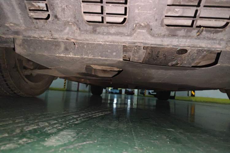 Used Geely Auto Emgrand 2016 Sedan 1.3T Manual Upward Edition Chassis Front
