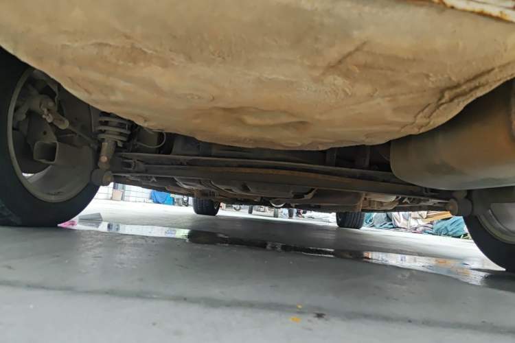 Used Geely Auto Emgrand 2016 Sedan 1.3T CVT Upward Edition Chassis Rear