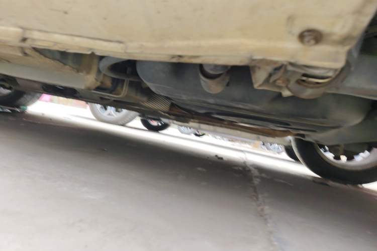 Used Geely Auto Emgrand 2016 Sedan 1.5L Manual Upward Edition Chassis Rear Left