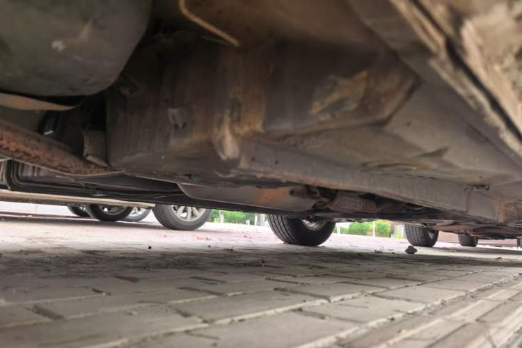 Used Geely Auto Emgrand 2016 Sedan 1.5L CVT Luxury Model Chassis Rear Right