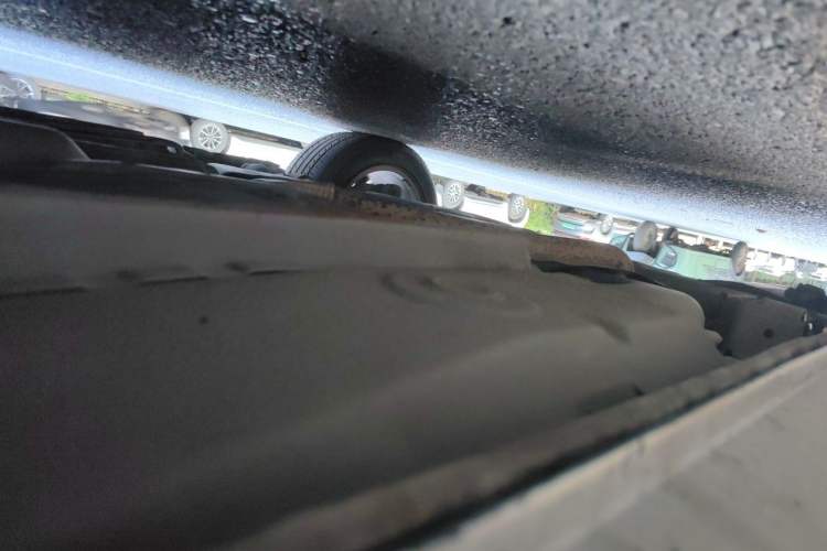 Used Geely Auto Emgrand 2016 Sedan 1.5L Manual Upward Edition Chassis Rear Right