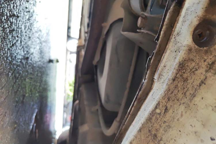 Used Geely Auto Emgrand 2016 Sedan 1.5L Manual Upward Edition Chassis Rear Right