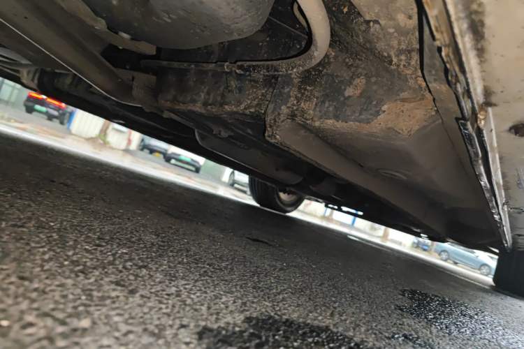 Used Geely Auto Emgrand 2016 Sedan 1.5L Manual Upward Edition Chassis Rear Right