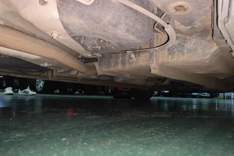 Used Geely Auto Emgrand 2016 Sedan 1.3T Manual Upward Edition Chassis Rear Right