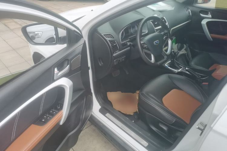 Used Geely Auto Emgrand 2016 Hatchback RS 1.5L CVT Upward Edition Driver Seat