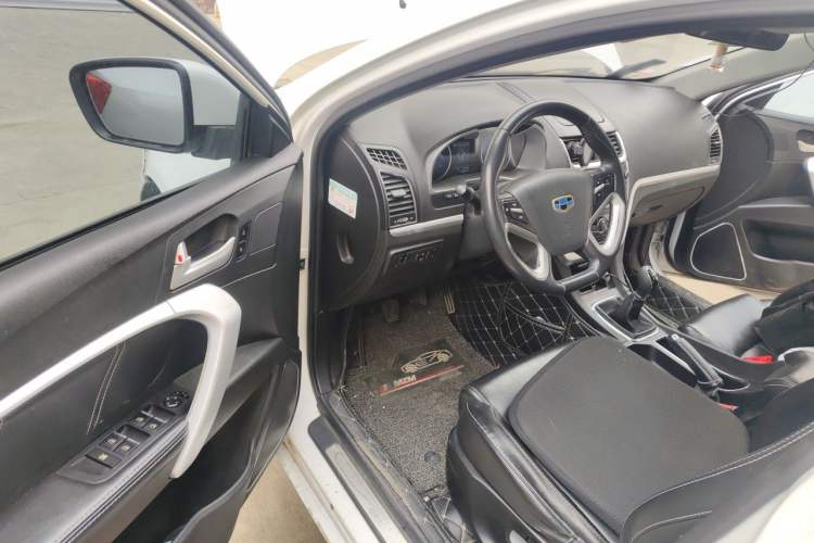 Used Geely Auto Emgrand 2016 Sedan 1.5L Manual Upward Edition Driver Seat