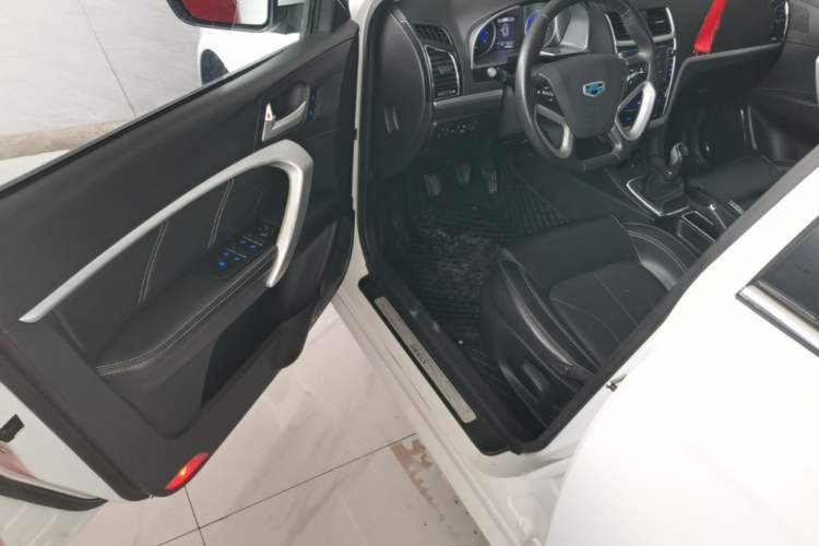 Used Geely Auto Emgrand 2016 Sedan 1.5L Manual Upward Edition Driver Seat