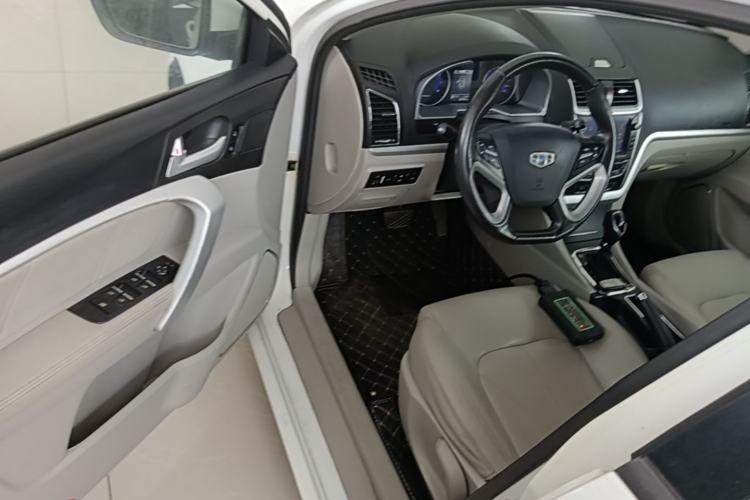 Used Geely Auto Emgrand 2016 Sedan 1.5L CVT Luxury Model Driver Seat