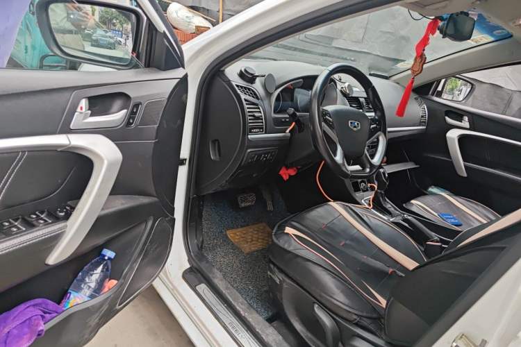 Used Geely Auto Emgrand 2016 Sedan 1.3T CVT Upward Edition Driver Seat