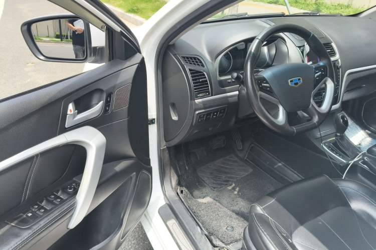 Used Geely Auto Emgrand 2016 Sedan 1.3T CVT Upward Edition Driver Seat