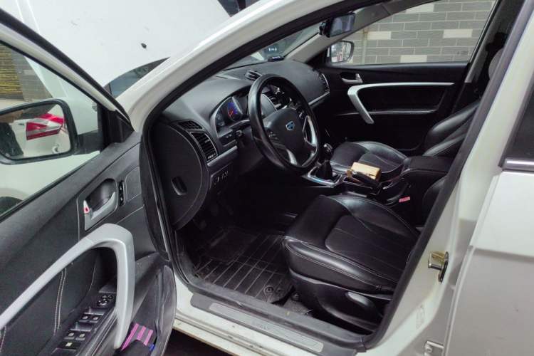 Used Geely Auto Emgrand 2016 Sedan 1.5L Manual Upward Edition Driver Seat