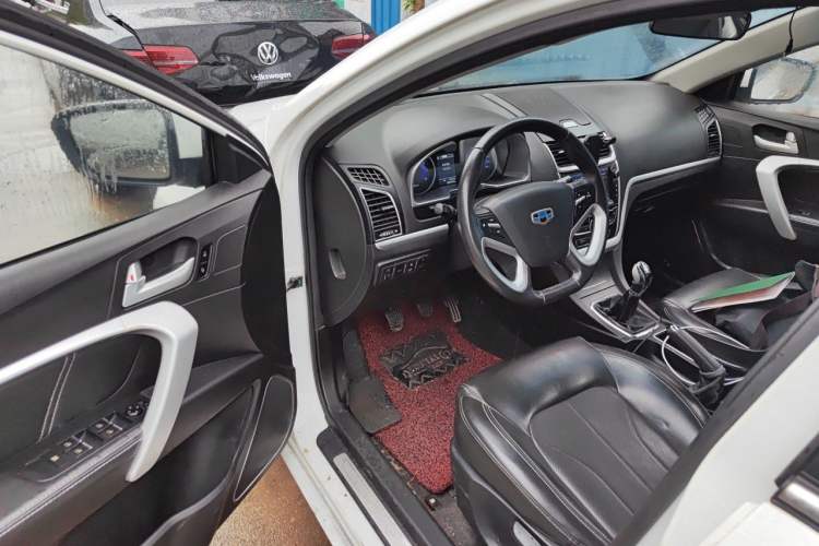 Used Geely Auto Emgrand 2016 Sedan 1.5L Manual Upward Edition Driver Seat