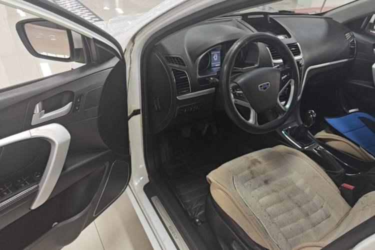 Used Geely Auto Emgrand 2016 Sedan 1.5L Manual Upward Edition Driver Seat