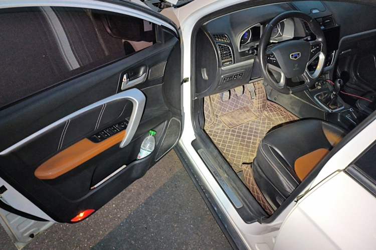 Used Geely Auto Emgrand 2016 Hatchback RS 1.5L Manual - Upward Edition Driver Seat