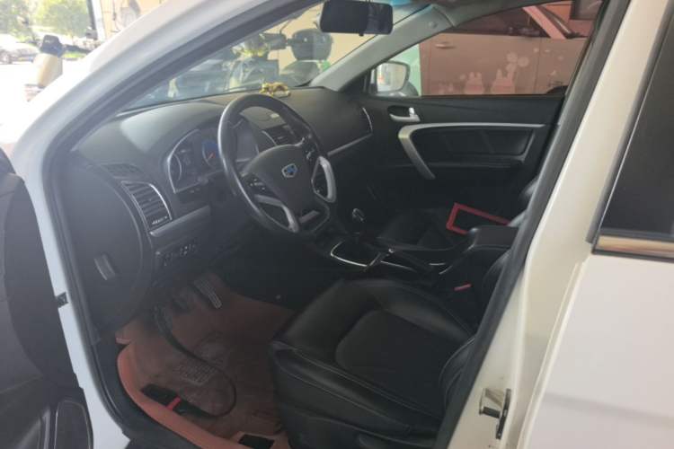 Used Geely Auto Emgrand 2016 Sedan 1.5L Manual Upward Edition Driver Seat