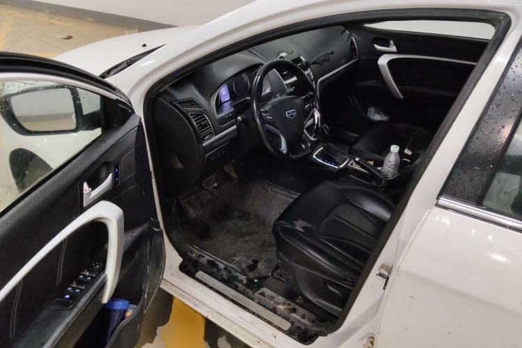 Used Geely Auto Emgrand 2016 Sedan 1.5L CVT Upward Version Driver Seat
