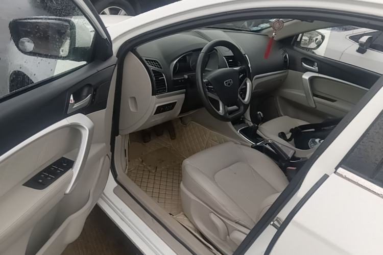 Used Geely Auto Emgrand 2016 Sedan 1.5L Manual Luxury Model Driver Seat