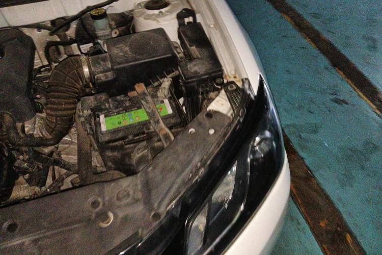 Used Geely Auto Emgrand 2016 Sedan 1.5L Manual Upward Edition Engine Bay Left